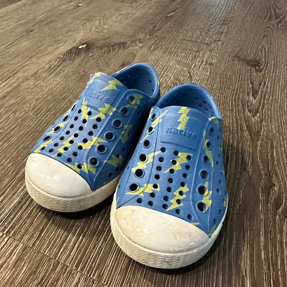 Toddler natives size 5